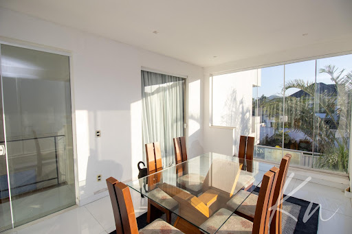 Imagens do imóveis Casa Moderna com 3 Suítes em Condomínio Tranquilo – Vargem Pequena/RJ