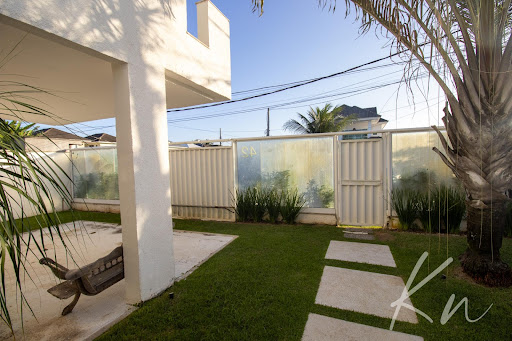 Imagens do imóveis Casa Moderna com 3 Suítes em Condomínio Tranquilo – Vargem Pequena/RJ