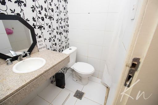 Imagens do imóveis Casa Espaçosa com 4 Dormitórios (3 Suítes), 2 Vagas e 202m² em Vargem Grande