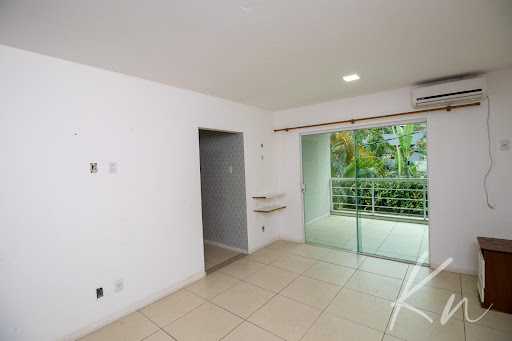 Imagens do imóveis Casa Espaçosa com 4 Dormitórios (3 Suítes), 2 Vagas e 202m² em Vargem Grande