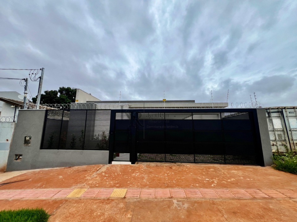 Imagens do imóveis Casa Á Venda São Francisco Campo Grande