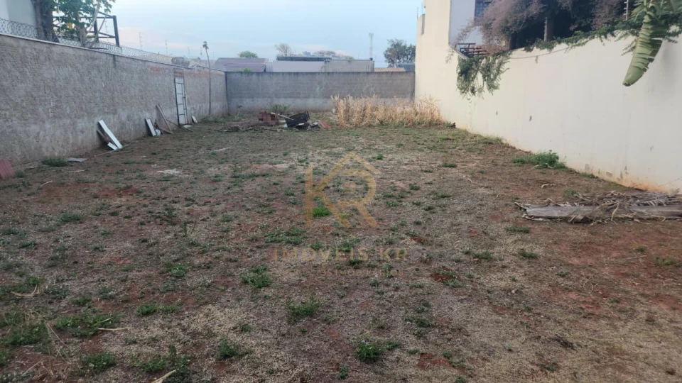 Imagens do imóveis Terreno - bairro Carandá Bosque