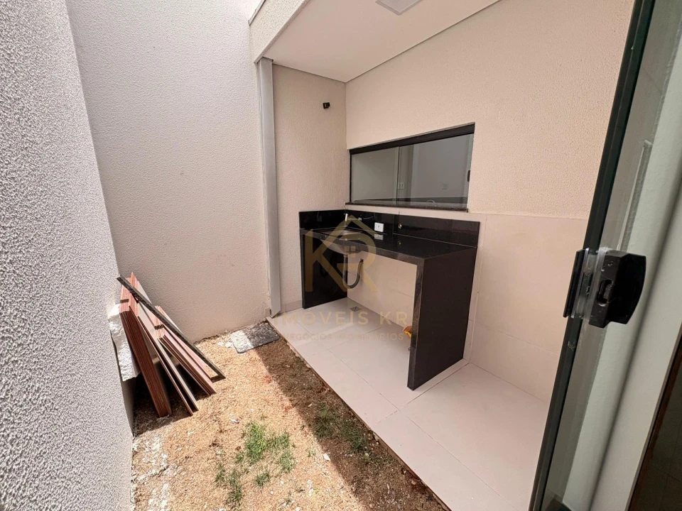 Imagens do imóveis Casa de Esquina à Venda – Bairro Santo Amaro