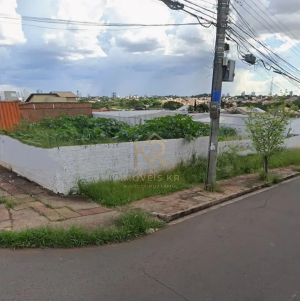 Imagens do imóveis Terreno - Vila do Polonês (região Carandá)