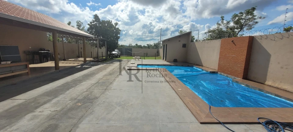 Imagens do imóveis Rancho à venda no Atlântico – 900m do Lago