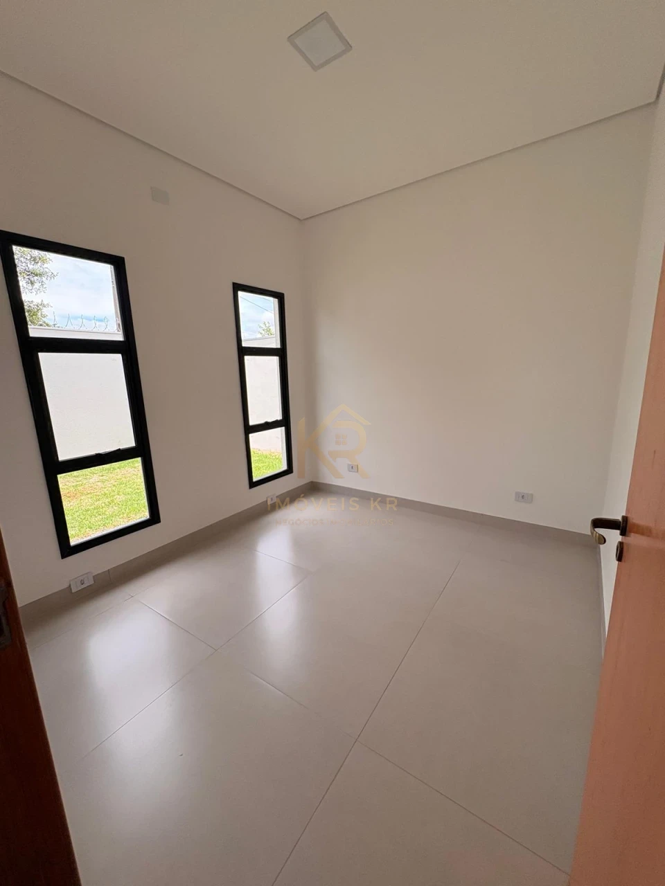 Imagens do imóveis Casa de Esquina à Venda – Bairro Santo Amaro