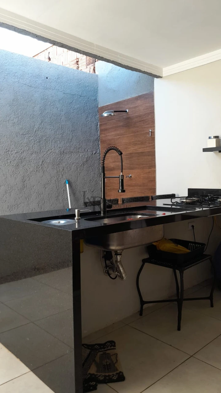 Imagens do imóveis Casa à Venda – Jardim das Nações