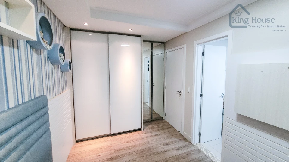 APARTAMENTO MOBILIADO COM 2 SUÍTES, 2 VAGAS DE GARAGEM E SACADA COM CHURRASQUEIRA NA ITOUPAVA SECA – BLUMENAU/SC
