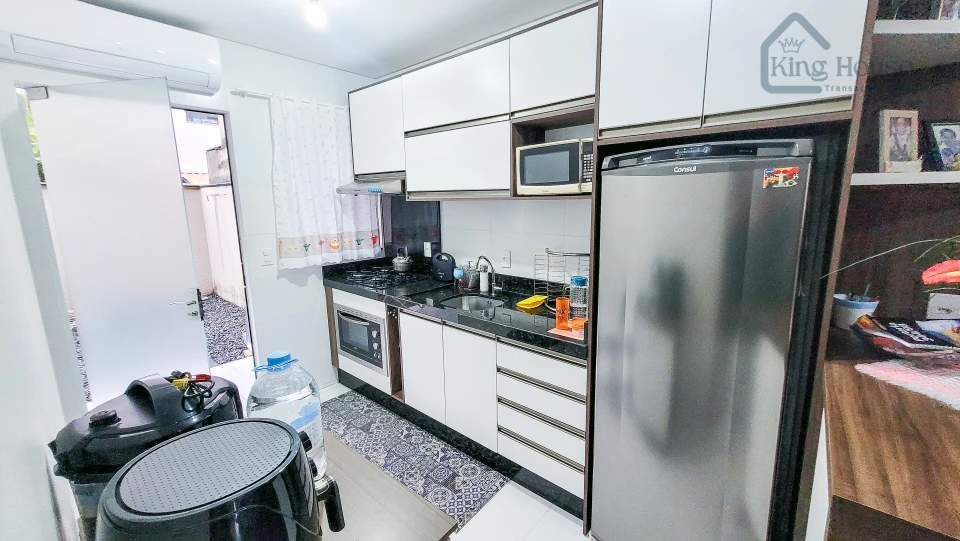 Imagens do imóveis SOBRADO COM 2 DORMITÓRIOS E GARAGEM COBERTA NO BAIRRO ÁGUA VERDE – BLUMENAU/SC