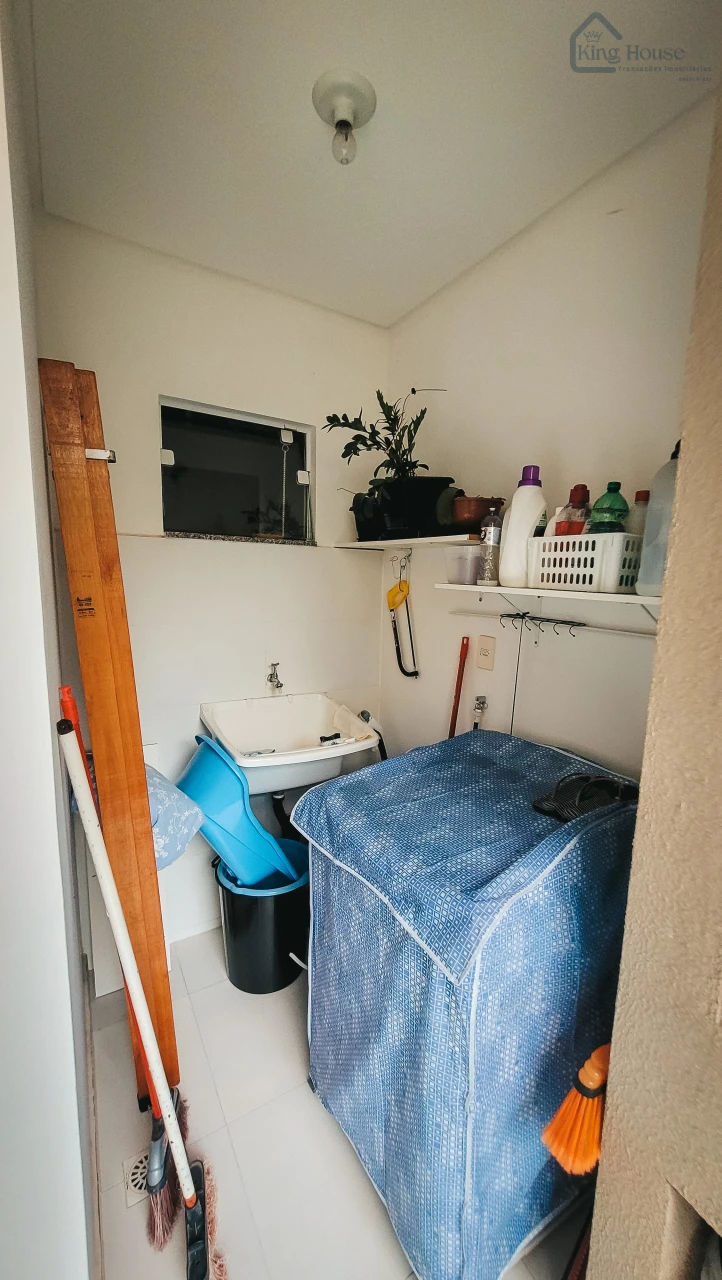 Imagens do imóveis SOBRADO COM 2 DORMITÓRIOS E GARAGEM COBERTA NO BAIRRO ÁGUA VERDE – BLUMENAU/SC