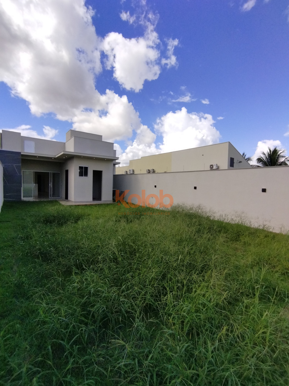 Imagens do imóveis Casa com três quartos no Jardim Paraíso III