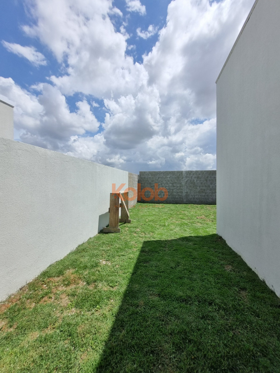 Imagens do imóveis CASA NO RESIDENCIAL SANTA CATARINA