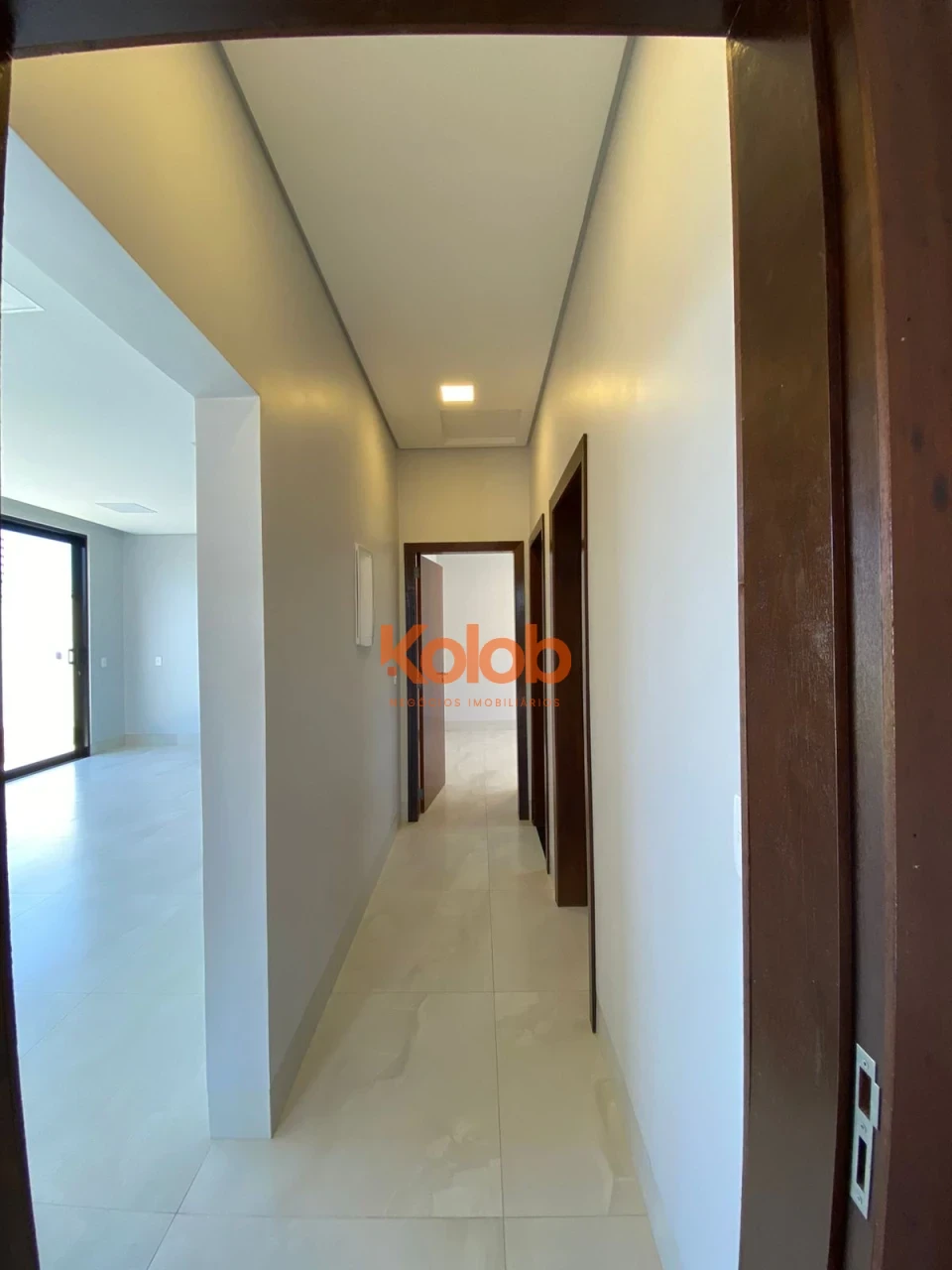 Imagens do imóveis Casa à venda no Residencial Curitiba em Sinop — 3 dormitórios, área gourmet e espaço para piscina