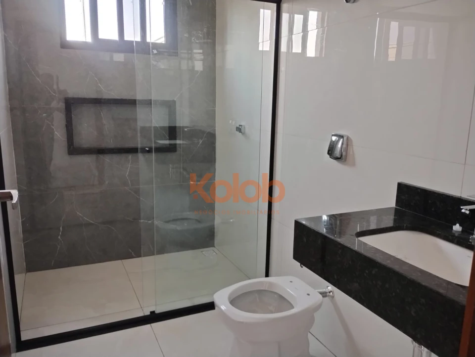 Imagens do imóveis Casa com 2 quartos sendo uma suite proximo ao shopping, Sinop-MT