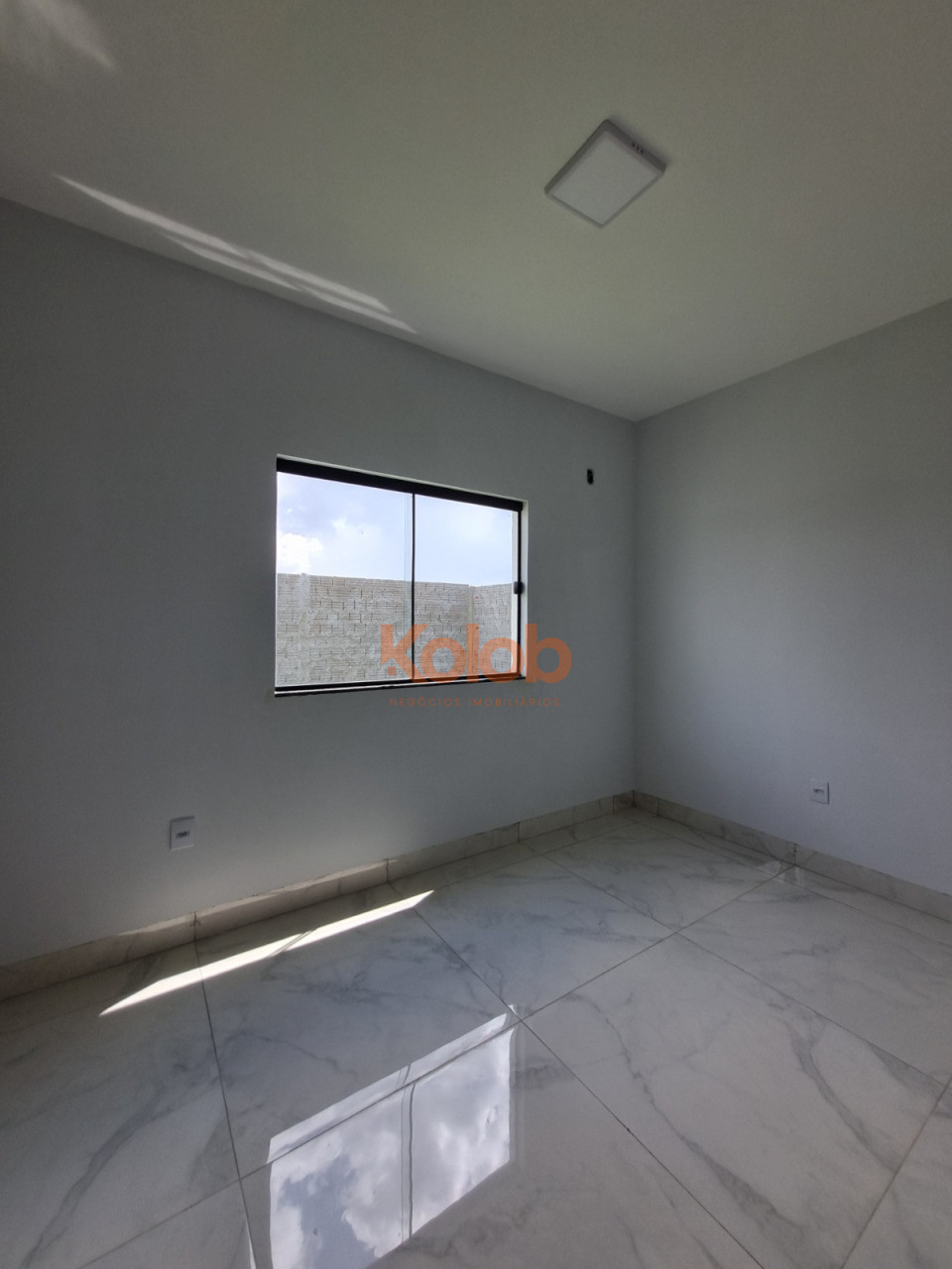 Imagens do imóveis CASA NO RESIDENCIAL SANTA CATARINA