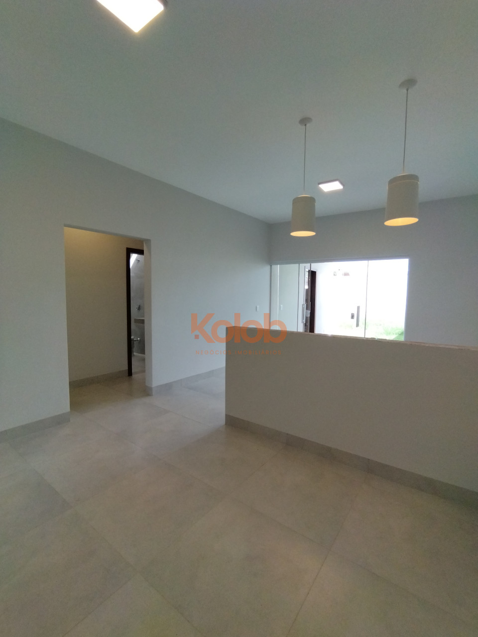 Imagens do imóveis Casa com três quartos no Jardim Paraíso III