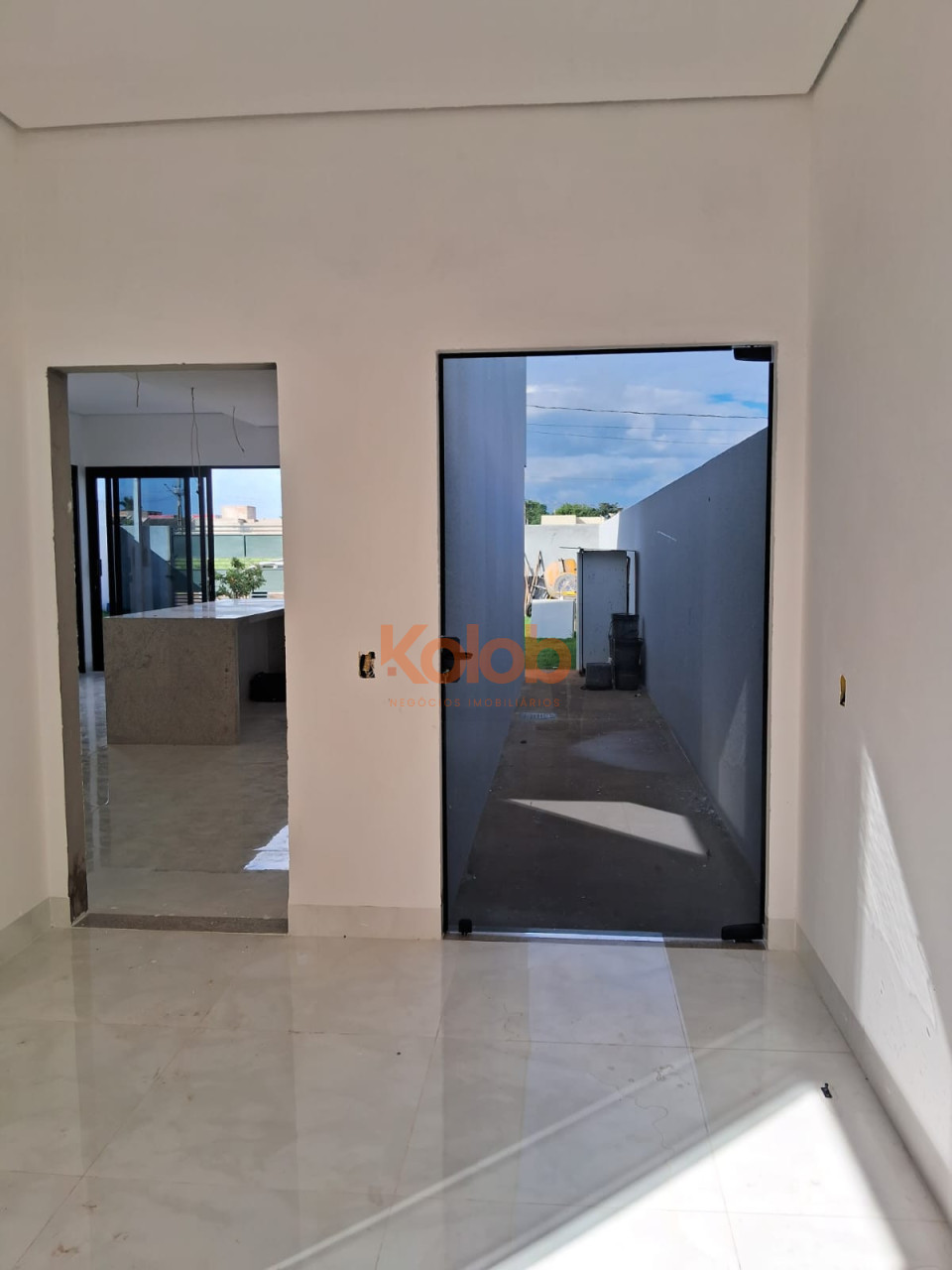 Imagens do imóveis CASA NO JARDIM NAPOLES