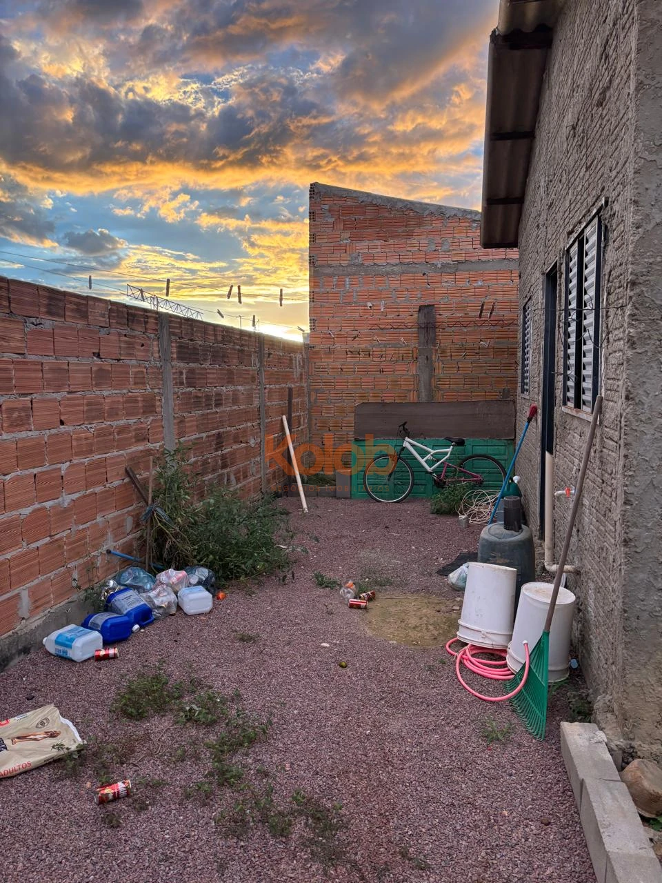 Imagens do imóveis CASA PARA ASSUMIR PARCELA NO RESIDENCIAL CARIBE PRÓXIMO A UPA 24HRS