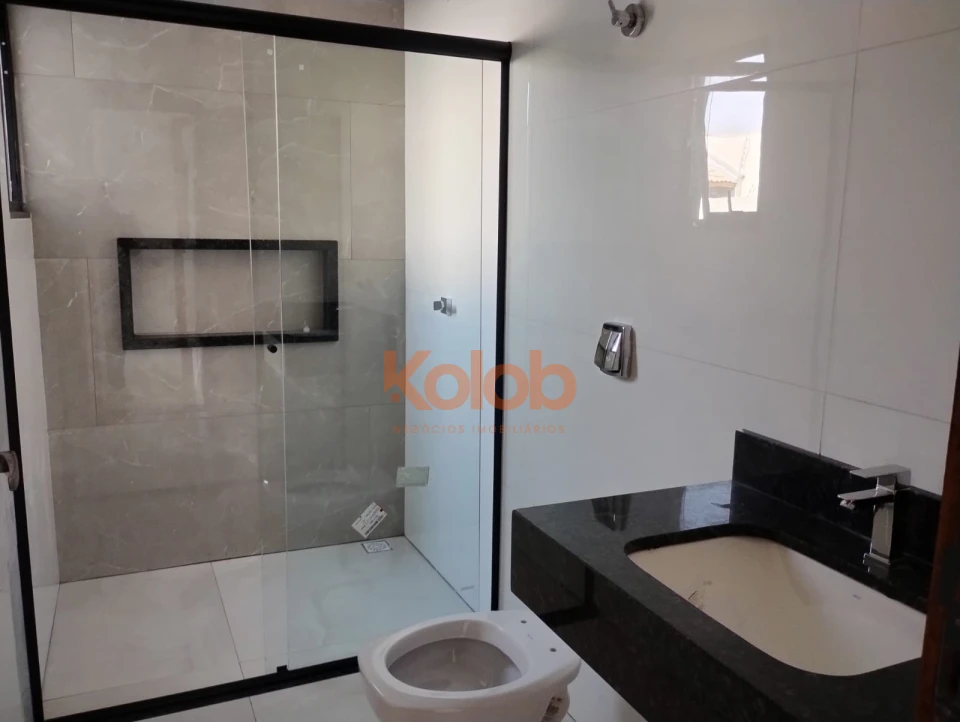 Imagens do imóveis Casa com 2 quartos sendo uma suite proximo ao shopping, Sinop-MT