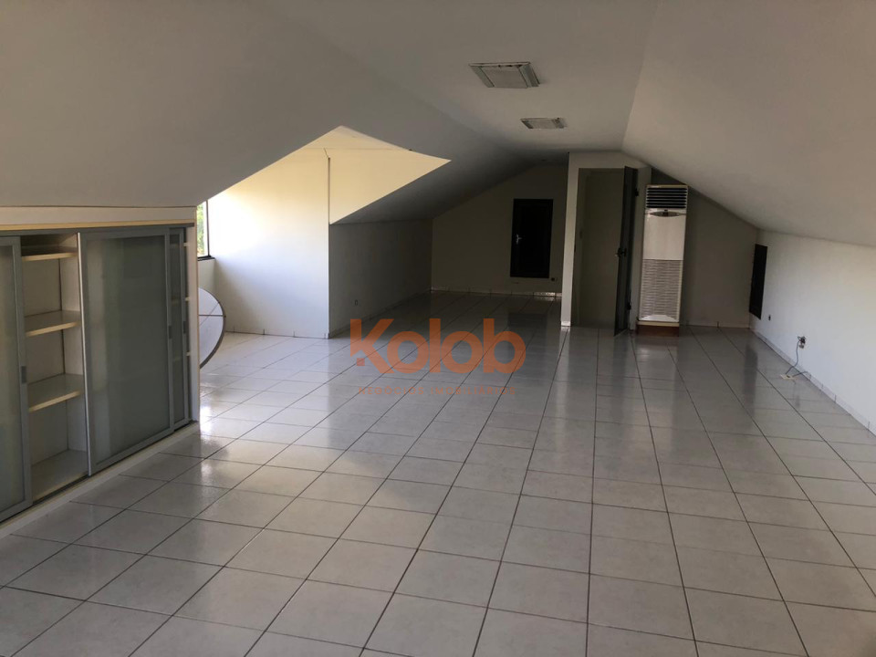 Imagens do imóveis Casa com quatro Quartos no Jardim Paraiso.