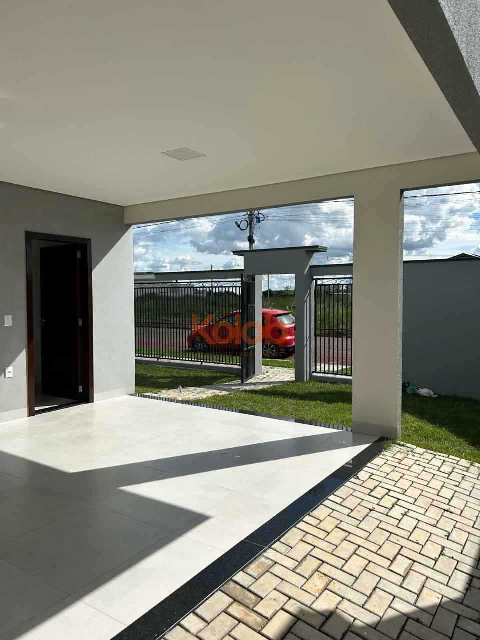 Imagens do imóveis Casa moderna com acabamento premium à venda no Santa Rosa — 3 quartos, garagem para 2 carros