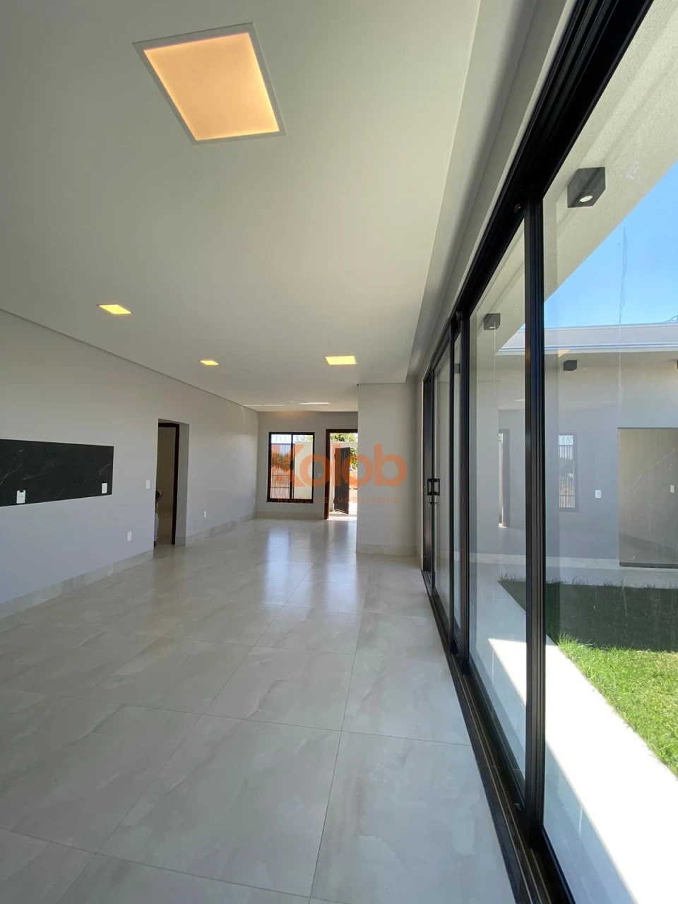 Imagens do imóveis Casa à venda no Residencial Curitiba em Sinop — 3 dormitórios, área gourmet e espaço para piscina