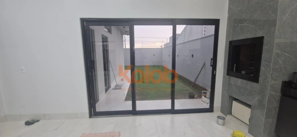 Imagens do imóveis Casa à venda no Jardim Morumbi em Sinop — 3 dormitórios, energia solar e excelente padrão construtivo