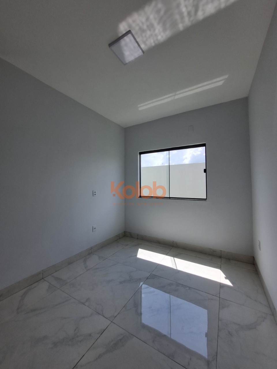 Imagens do imóveis CASA NO RESIDENCIAL SANTA CATARINA