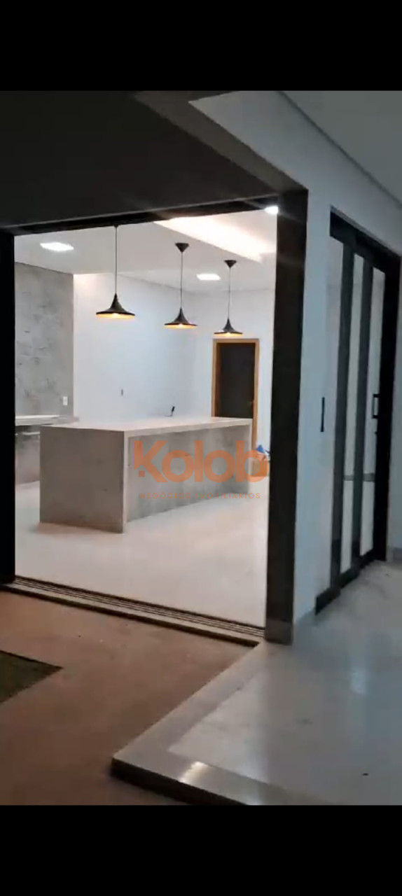 Imagens do imóveis CASA NO JARDIM NAPOLES