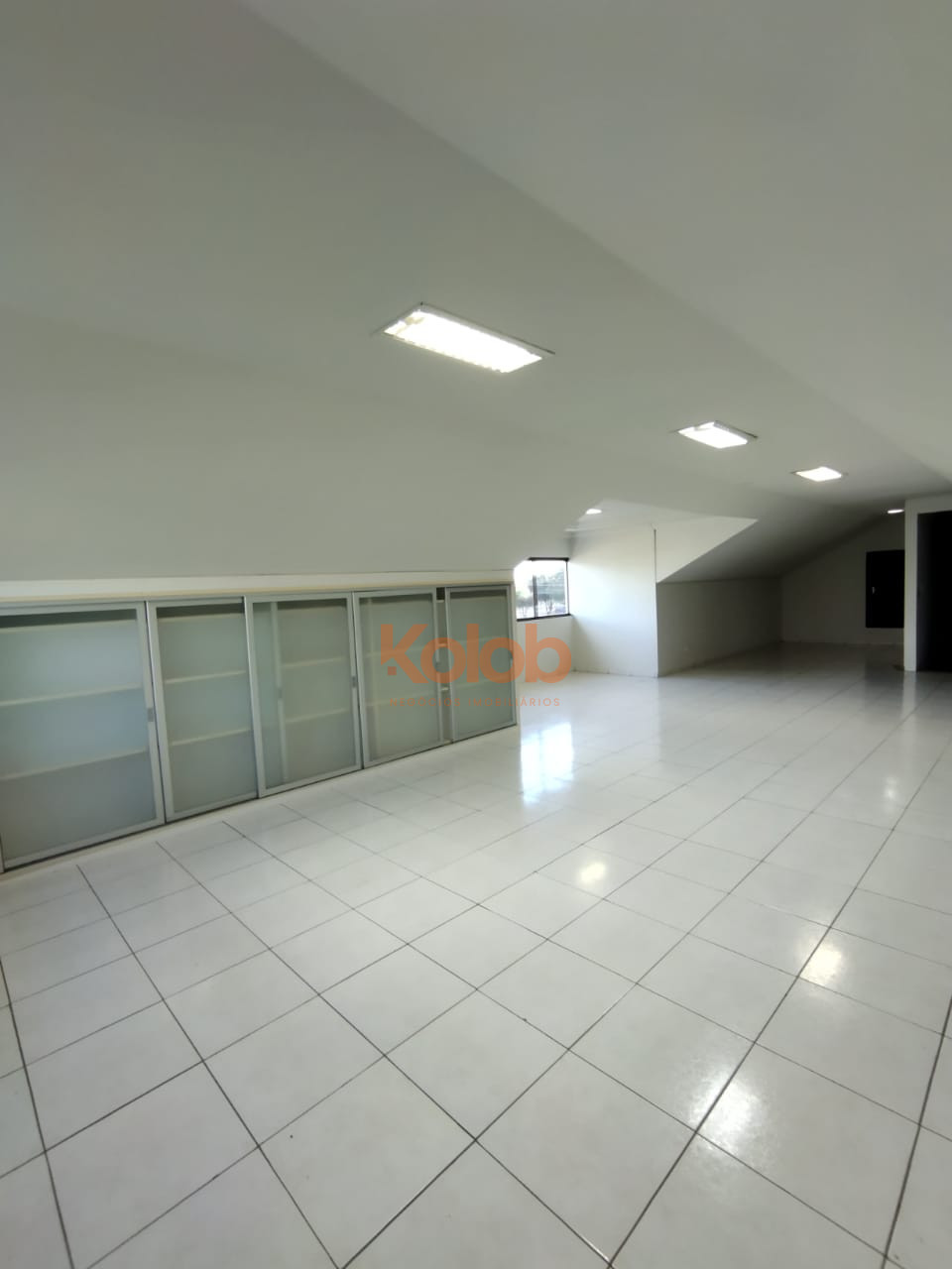 Imagens do imóveis Casa com quatro Quartos no Jardim Paraiso.