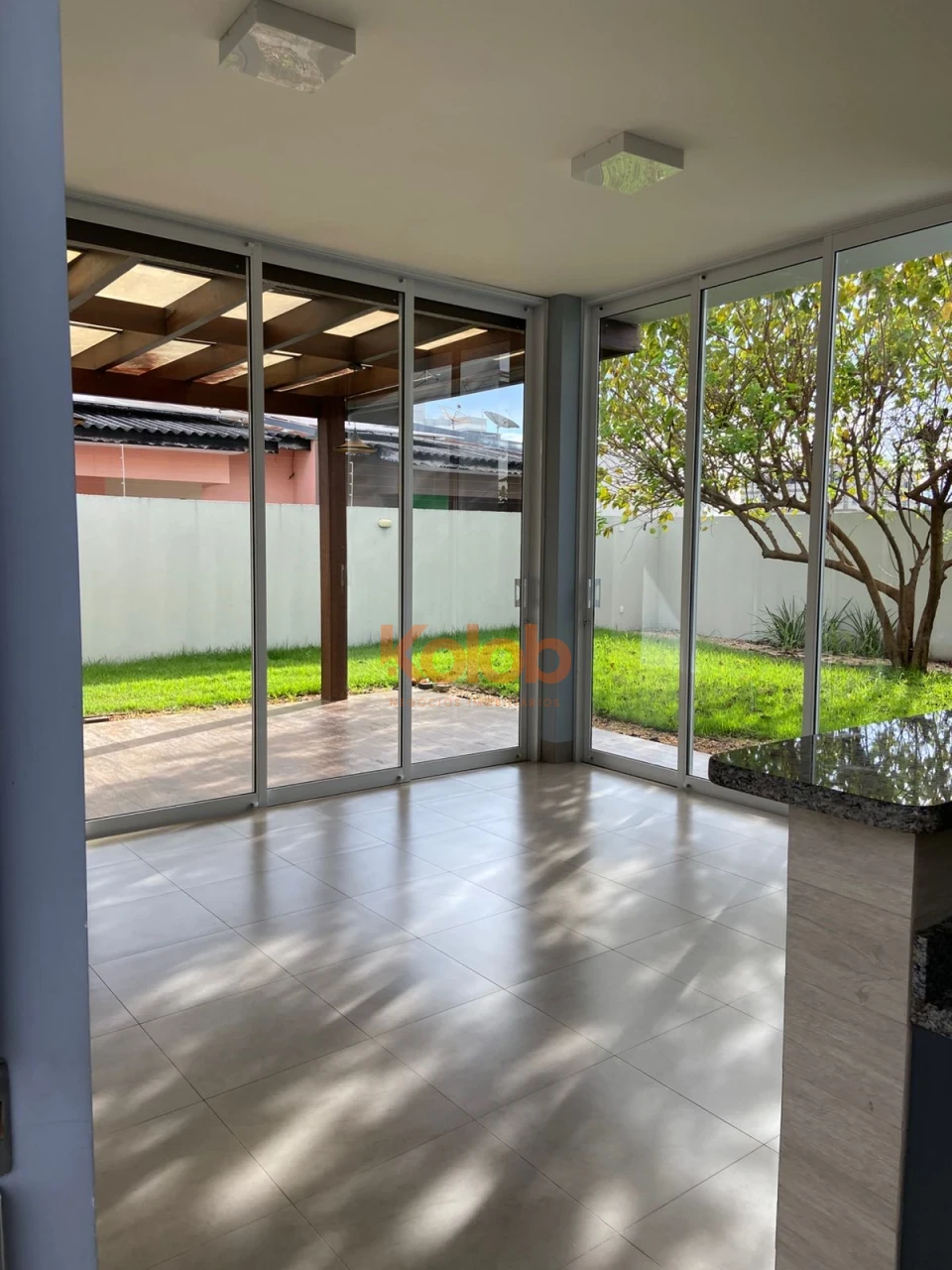 Imagens do imóveis Casa Alto Padrão à Venda em Sinop – 3 Quartos com Suíte e Closet | Próxima ao Empório Maringá