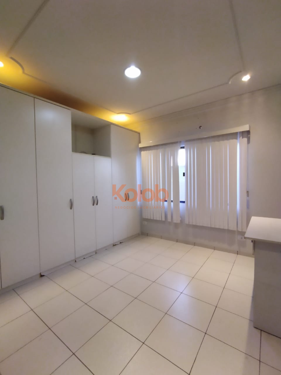 Imagens do imóveis Casa com quatro Quartos no Jardim Paraiso.