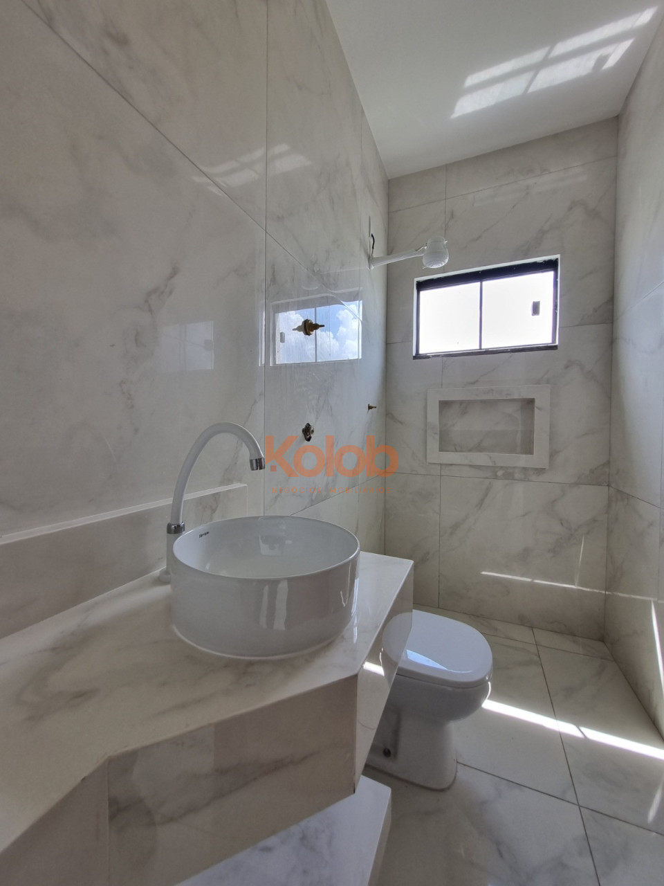 Imagens do imóveis CASA NO RESIDENCIAL SANTA CATARINA