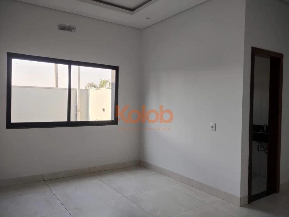 Imagens do imóveis Casa com 2 quartos sendo uma suite proximo ao shopping, Sinop-MT