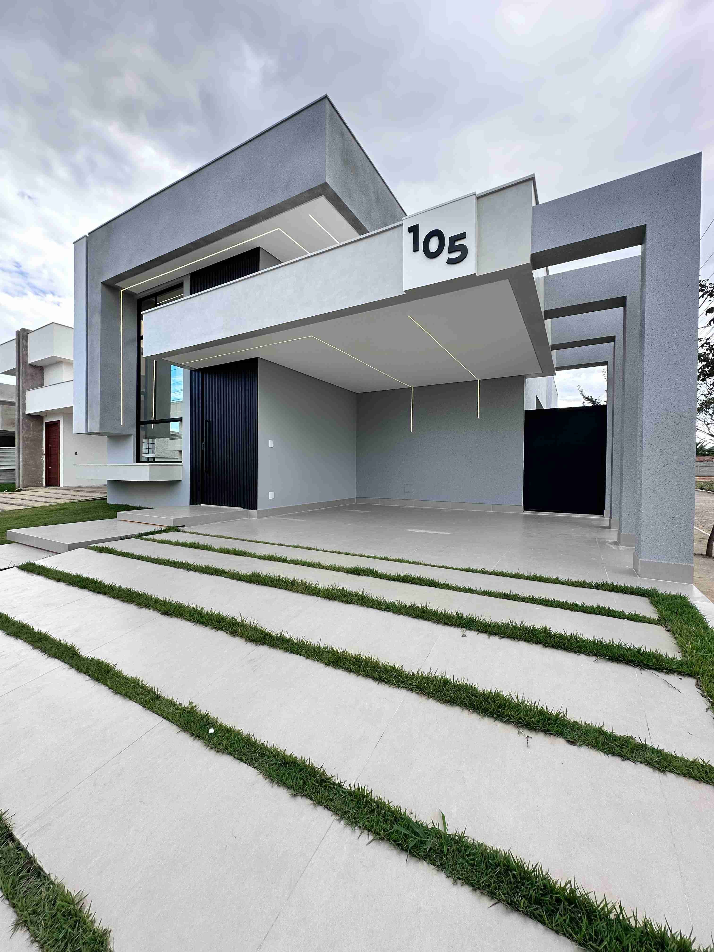 Casa com 3 suítes amplas, cozinha com planejados integrado com o espaço gourmet,  Horto Premier Bairro Primavera, Vitória da Conquista, BA - Primavera, Vitória da Conquista