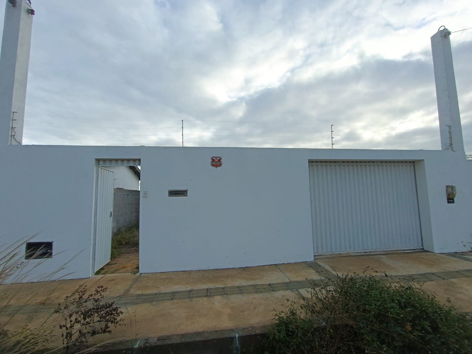 Casa de 2 quartos em terreno de 200 m² com possibilidade de ampliação à venda (financia), Jardim Sudoeste, Vitória da Conquista, BA - foto 1