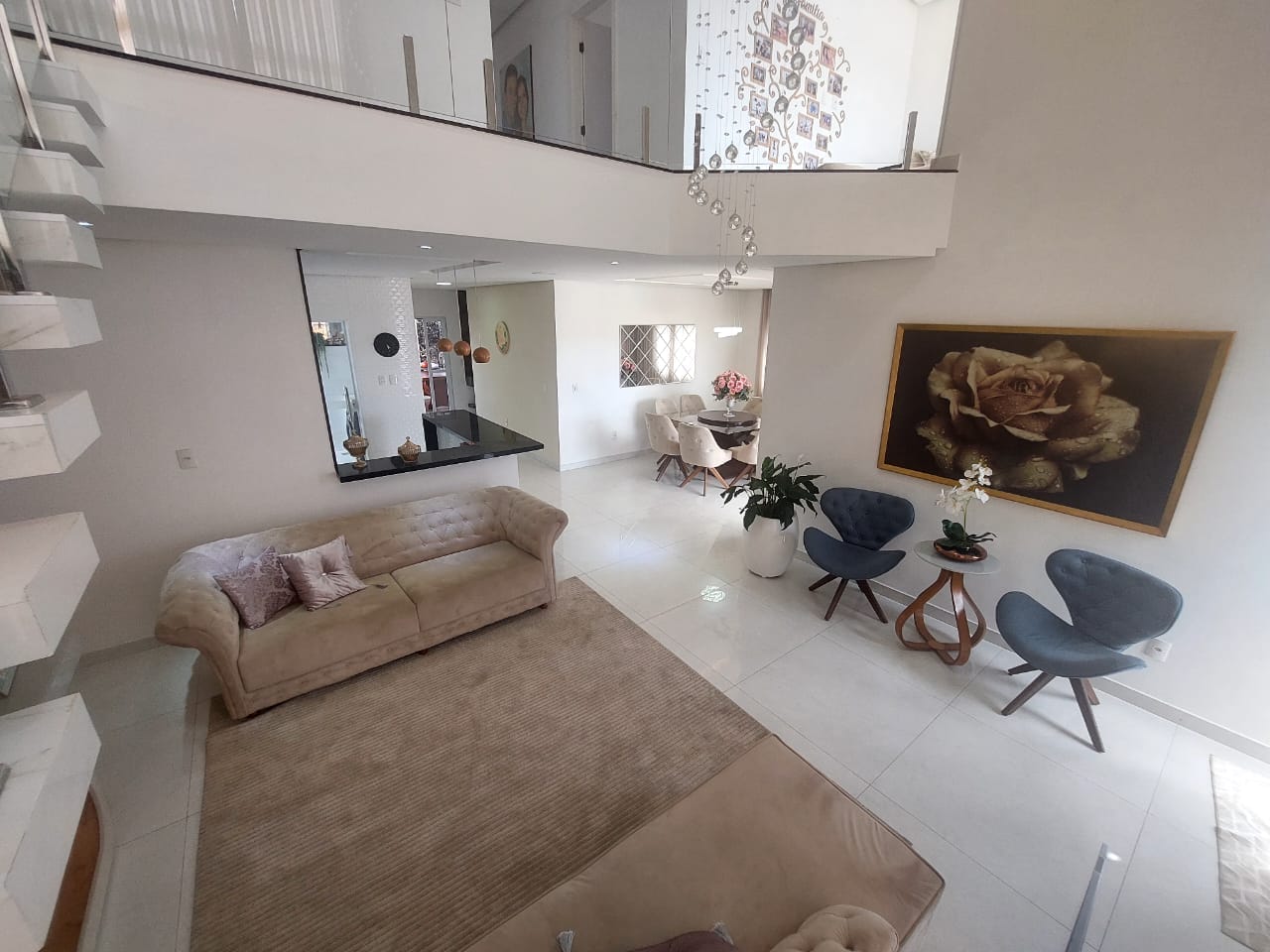 Casa de 4 quartos sendo 3 suites à venda em condomínio fechado com planejados, podendo ser vendido com os móveis no Boa Vista, Vitória da Conquis - Boa Vista, Vitória da Conquista