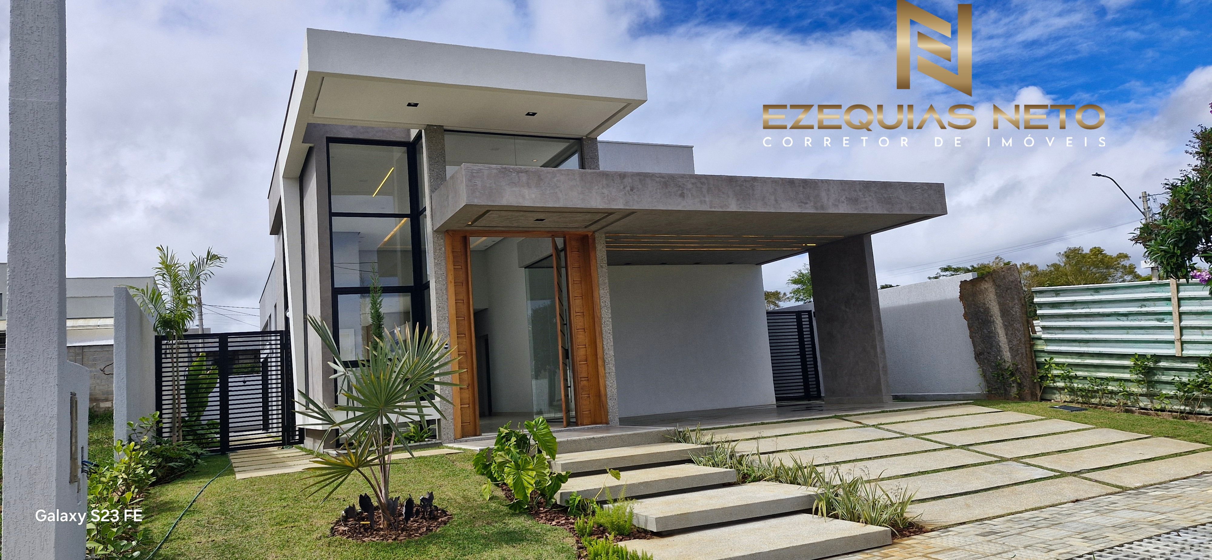 Casa com 3 suítes no Condomínio Alphaville 1 à Venda em terreno de 387 m² e 200 m² de área construída, Universidade, Vitória da Conquista, BA - Universidade, Vitória da Conquista