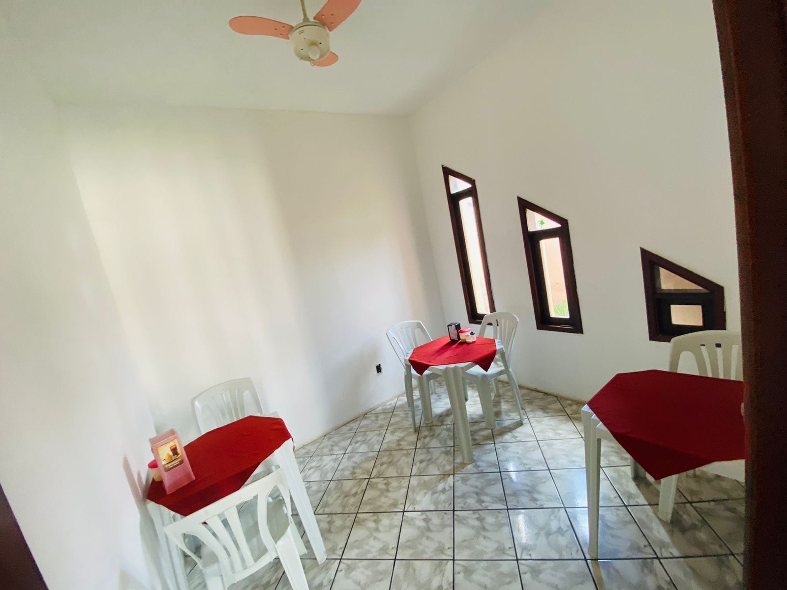 Casa à venda, com 408M² de terreno na área comercial do bairro Alto Maron, Vitória da Conquista, BA - foto 11