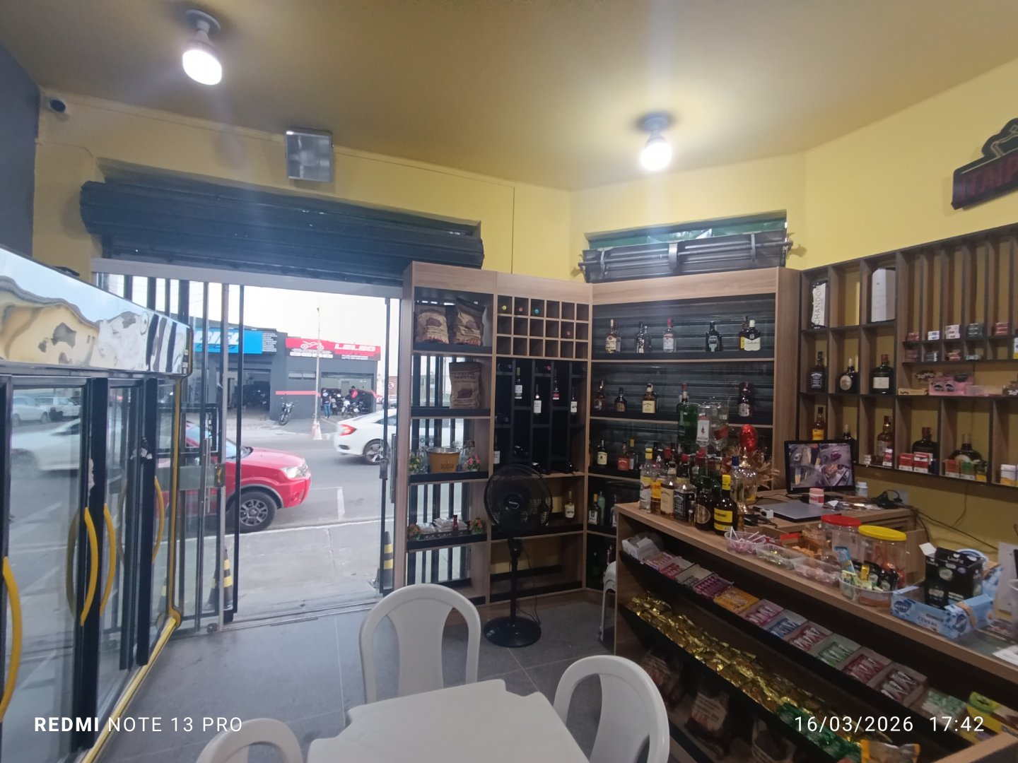 **Aluguel de Ponto Comercial de esquina com Mezanino na Av. Regis Pacheco no Centro – Vitória da Conquista - foto 10