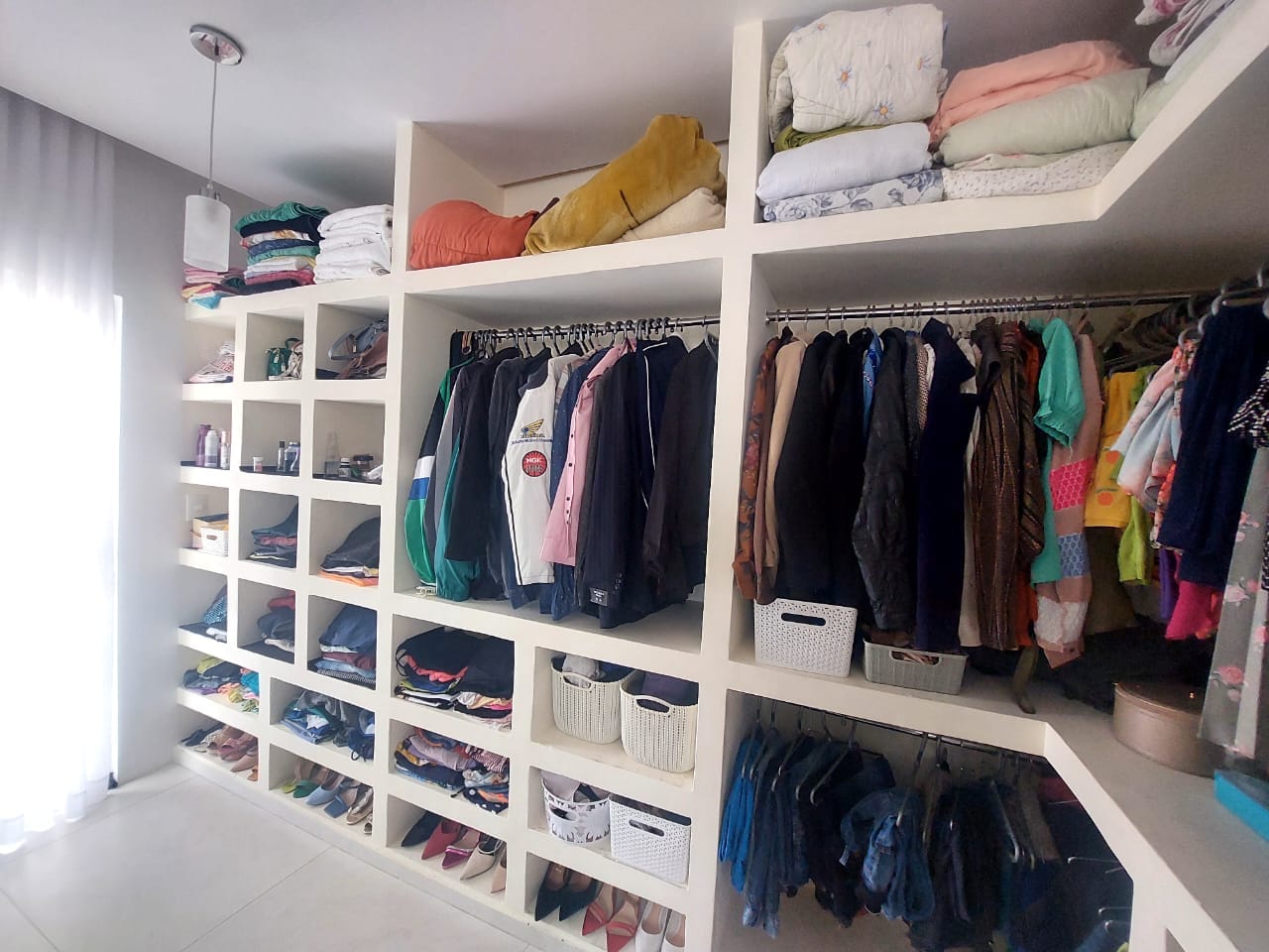Casa de 4 quartos sendo 3 suites à venda em condomínio fechado com planejados, podendo ser vendido com os móveis no Boa Vista, Vitória da Conquis - foto 11