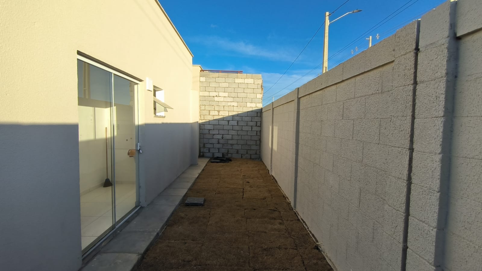 Casa de 3 quartos sendo 1 suíte nova em ótima localização dentro do Condomínio Conde III (financiável), frente ao Alphaville em Vitória da Conqui - foto 10