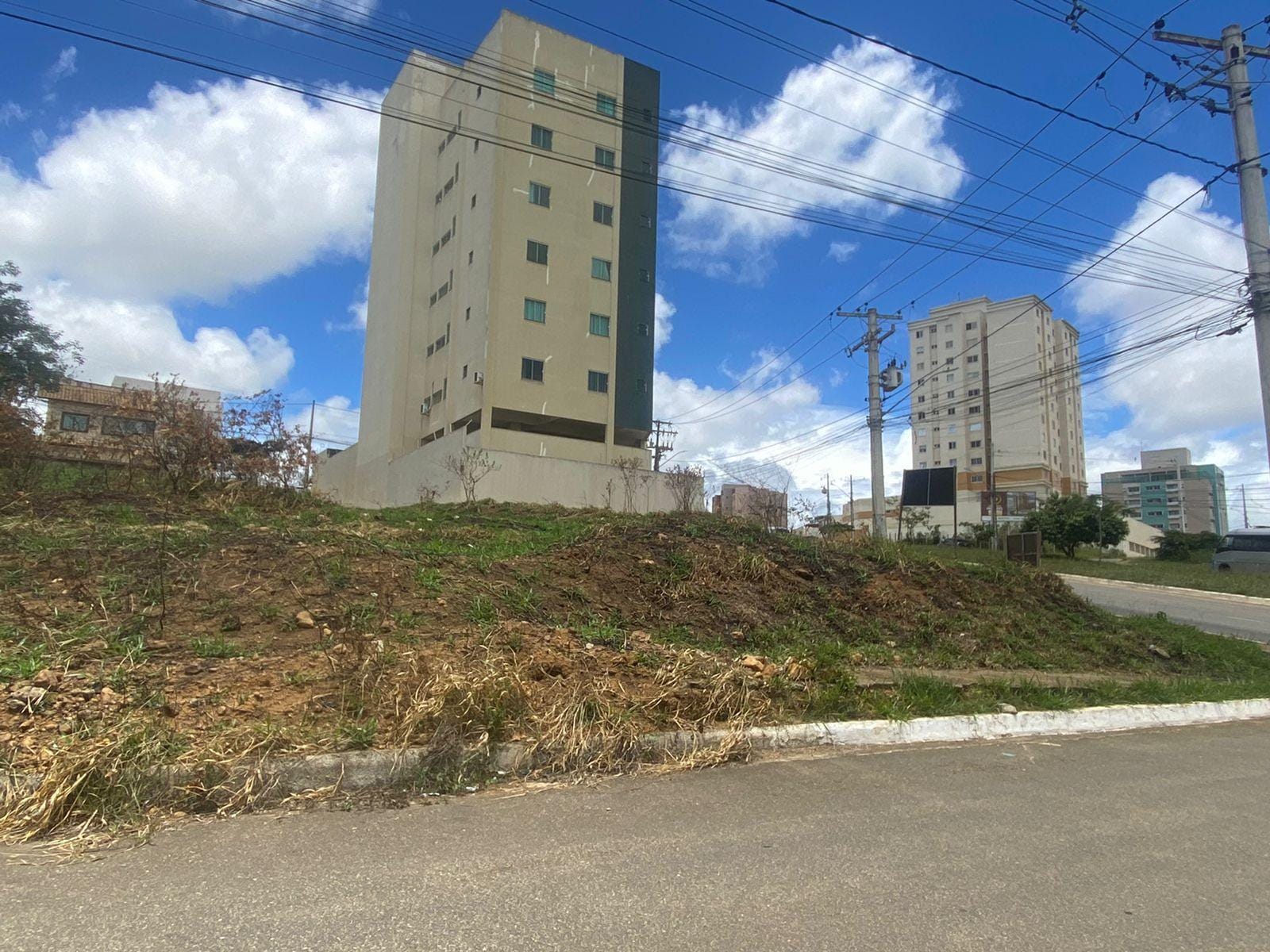 Terreno de Esquina no Bairro Candeias, Av. Luiz Eduardo, próximo a Fainor, Vitória da Conquista - Ba - foto 10