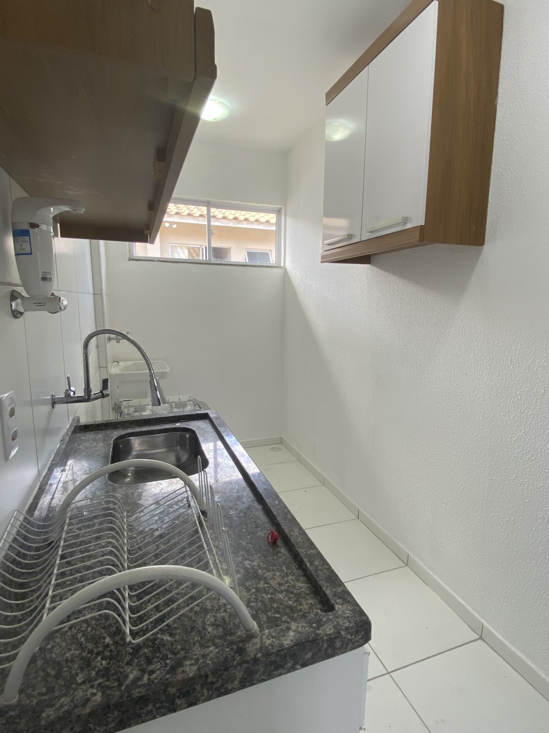 Apartamento para locação, no 1º andar, com 2/4 sendo 1 suite, Bairro Primavera, em Vitória da Conquista - Bahia - foto 10