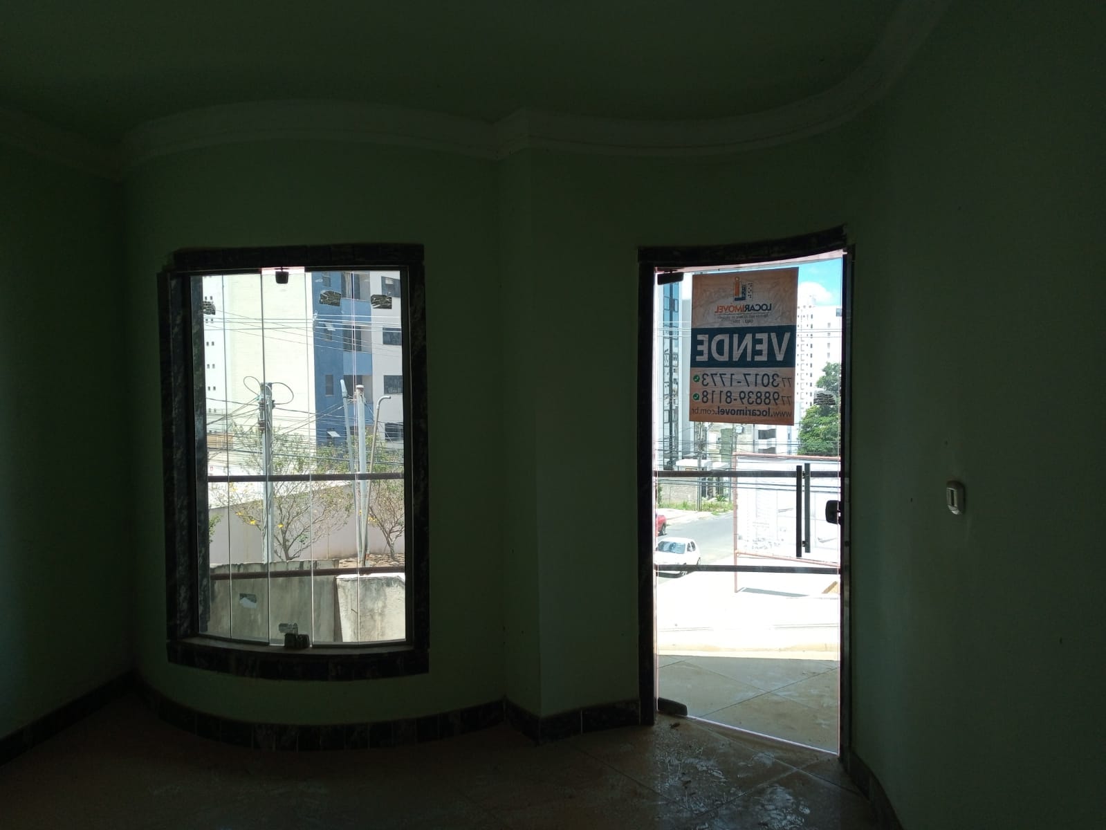 Casa tipo Sobrado solto no terreno a 300 mts da Faculdade Fainor  com 4 salas, 3/4 no Bairro Candeias em Vitória da Conquista - BA - foto 11