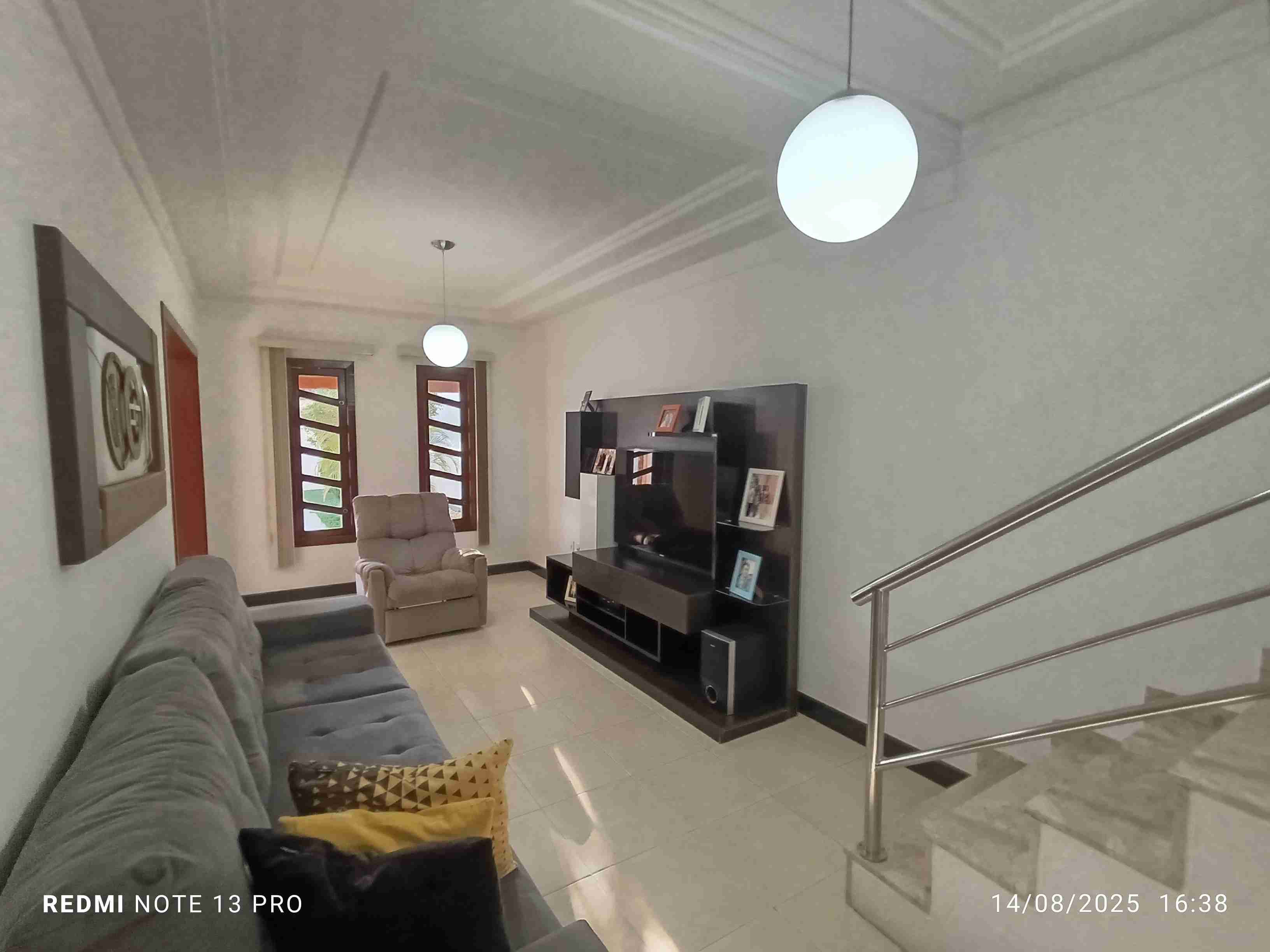 Casa com 4 quartos sendo 2 suítes, 4 salas, bastante espaço externo à venda, Ibirapuera, Vitória da Conquista, BA - foto 11