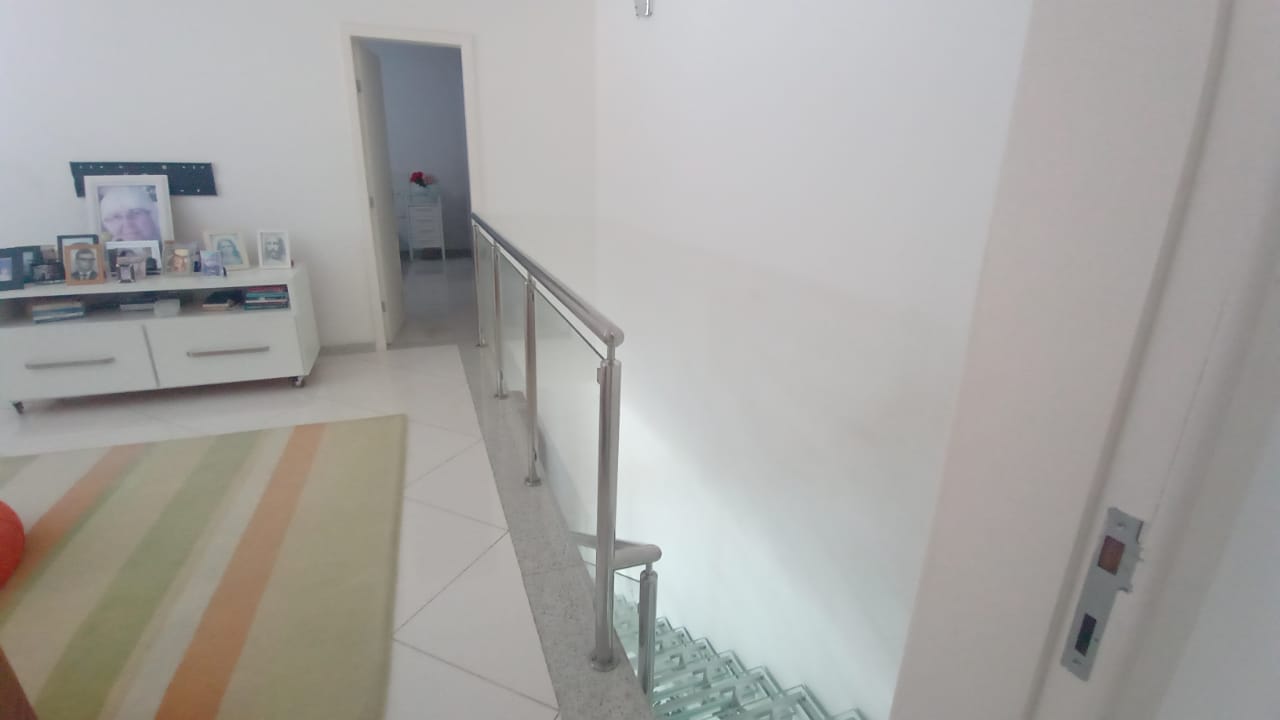 Casa com 3 suítes , 2 salas  em excelente localização à venda, Recreio próximo ao centro da cidade, Vitória da Conquista, BA - foto 12