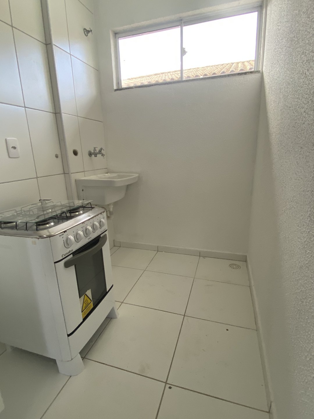 Apartamento para locação, no 1º andar, com 2/4 sendo 1 suite, Bairro Primavera, em Vitória da Conquista - Bahia - foto 11