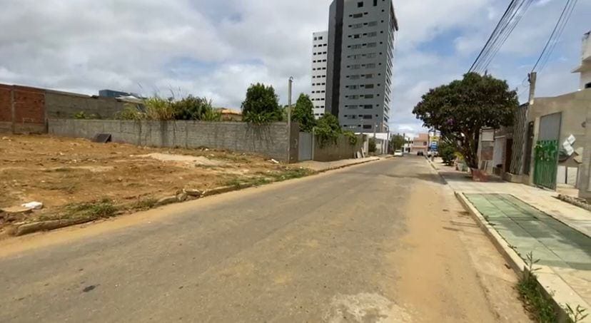 Atenção investidores! Terreno Plano em rua Asfaltada à Venda, em Bairro Candeias, próximo a Av. Olívia Flores, Vitória da Conquista, BA - foto 12