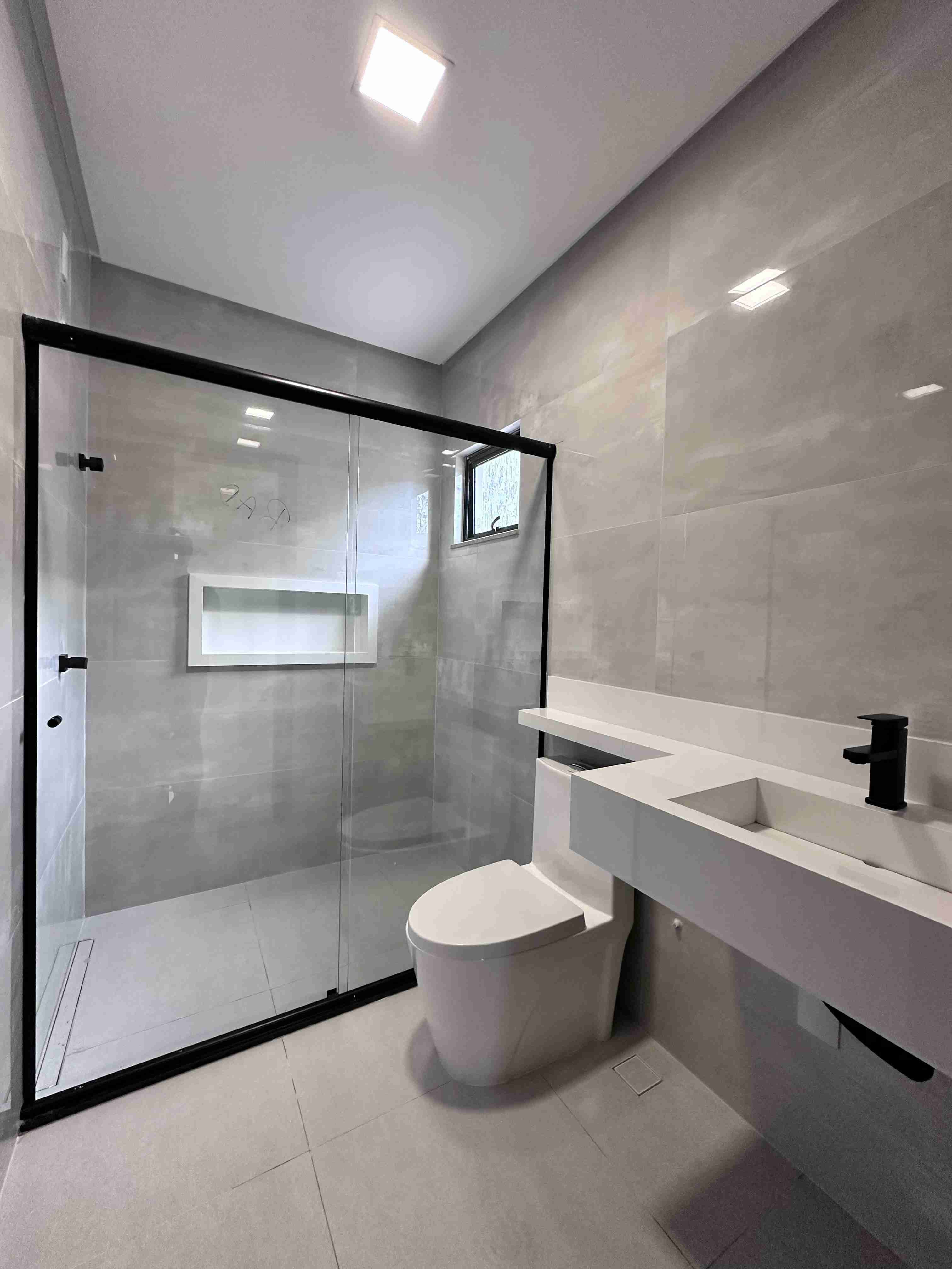 Casa com 3 suítes amplas, cozinha com planejados integrado com o espaço gourmet,  Horto Premier Bairro Primavera, Vitória da Conquista, BA - foto 12